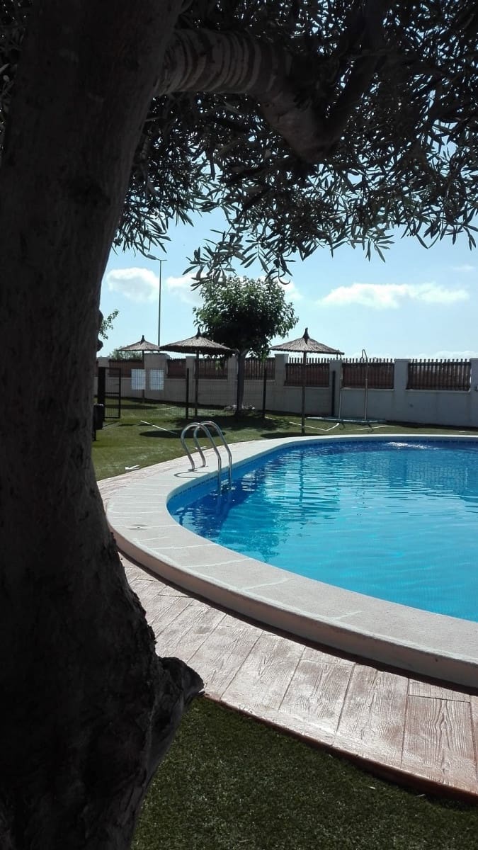 Chalet de 3 habitaciones en Ciudad Quesada en venta con piscina - 295.000 € (Ref: 9826448)