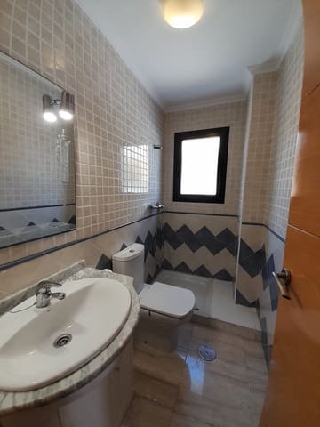 Chalet de 3 habitaciones en Ciudad Quesada, Rojales en venta con piscina - 295.000 € (Ref: 9826448)