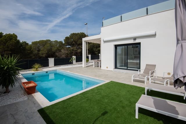 3 soveværelse Villa til salg i Pinar de Campoverde, Pilar de la Horadada - € 422.500 (Ref: 9826466)