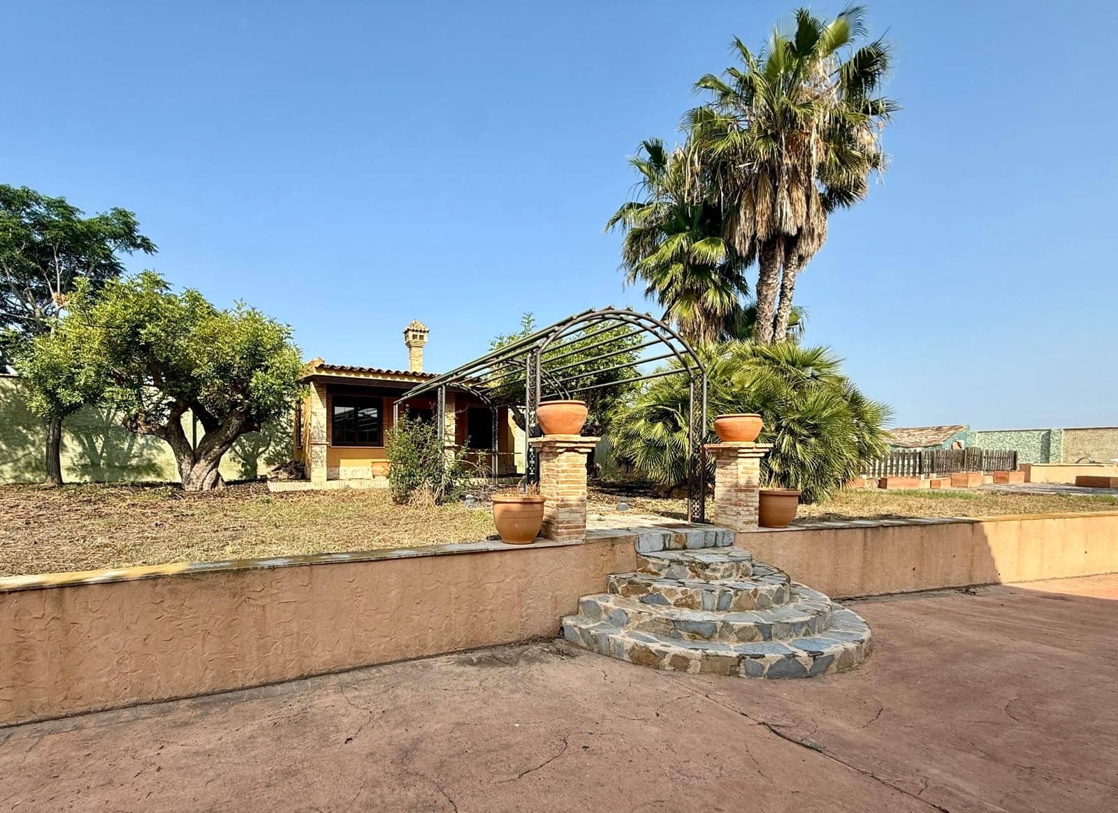 5 bedroom Villa for sale in San Miguel de Salinas - € 675,000 (Ref: 9826467)