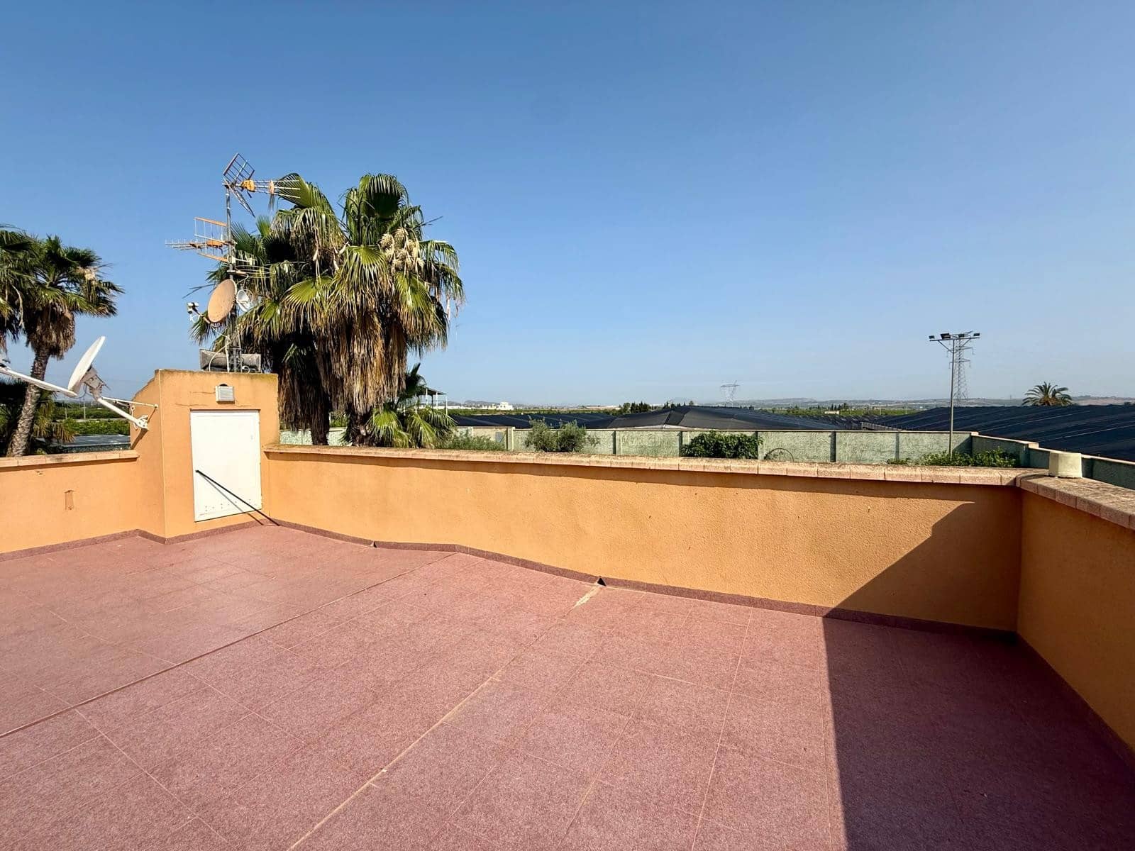 5 bedroom Villa for sale in San Miguel de Salinas - € 675,000 (Ref: 9826467)