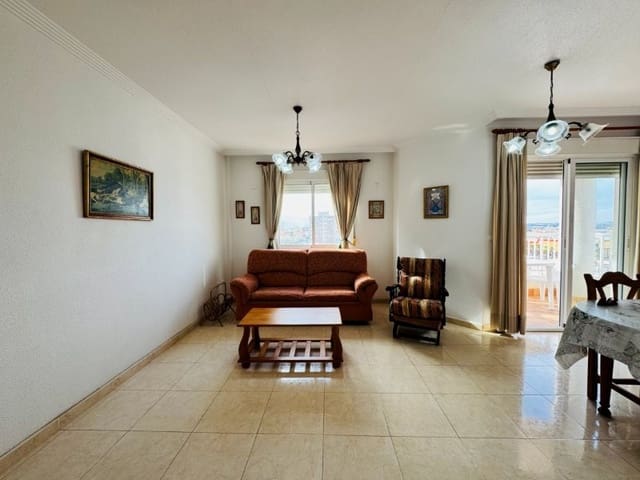 Apartamento de 2 habitaciones en Nueva Torrevieja, Torrevieja en venta con piscina - 179.000 € (Ref: 9826472)