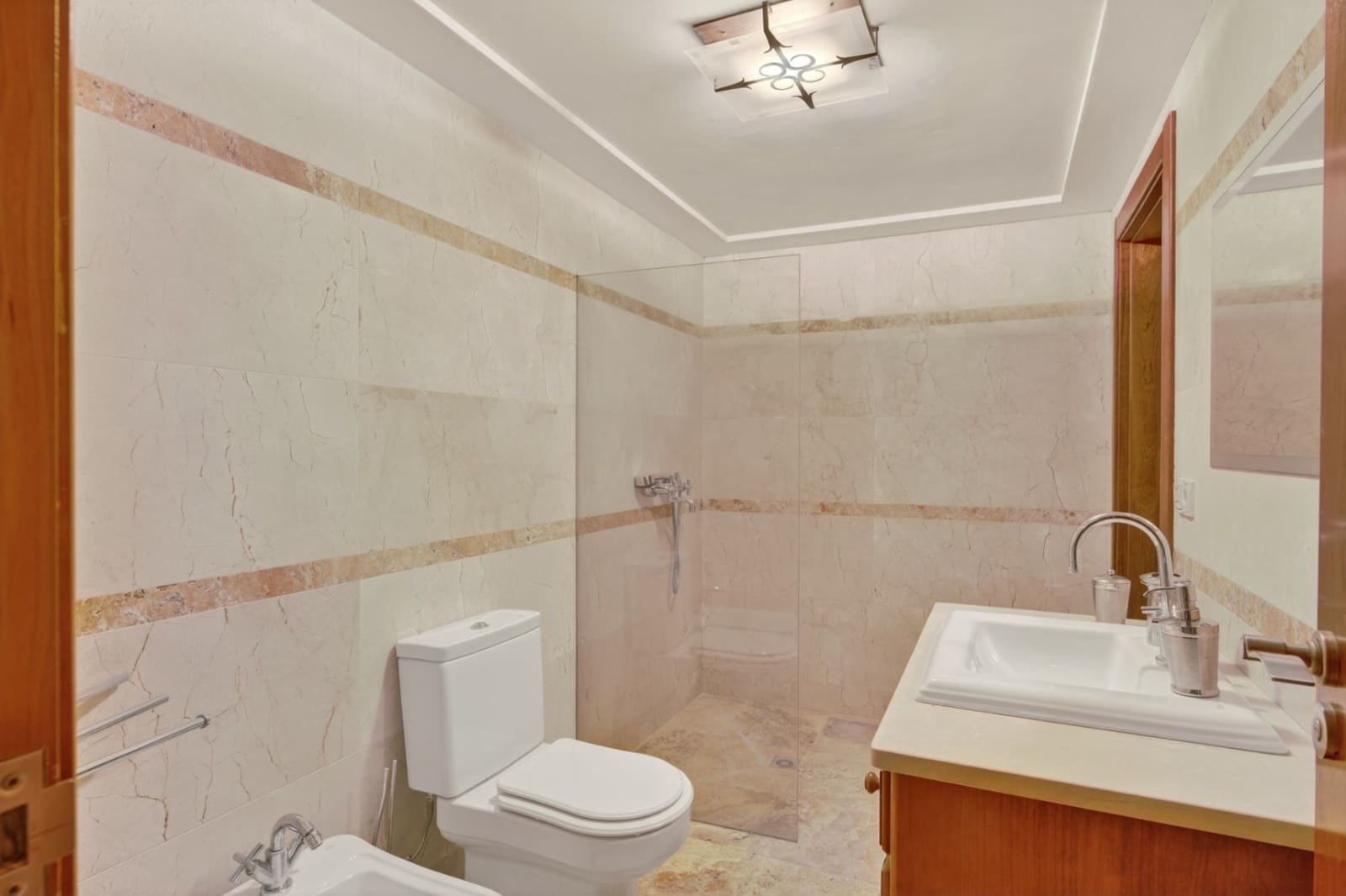 5 bedroom Villa for sale in Elche / Elx with pool - € 1,449,000 (Ref: 9826480)