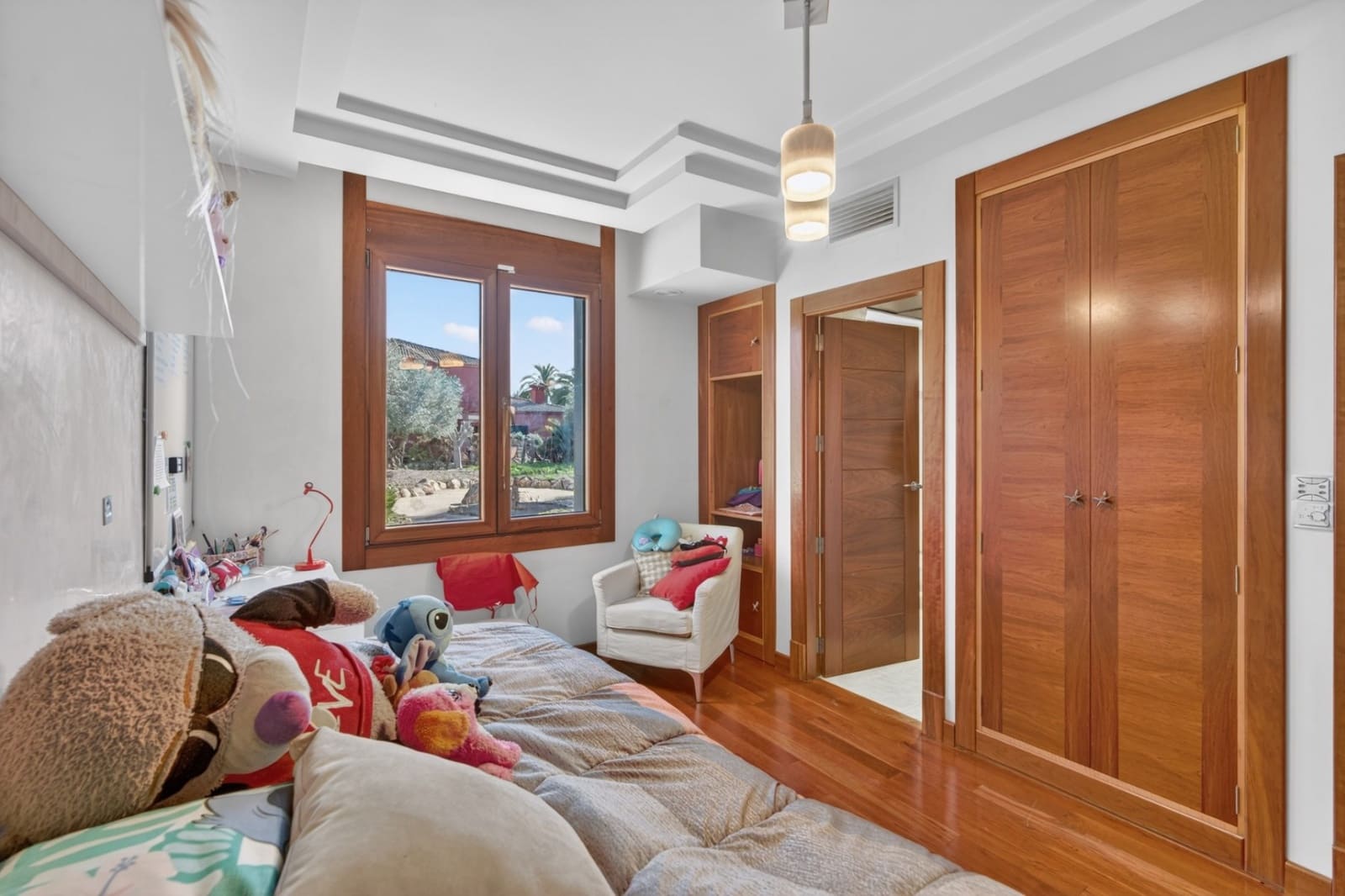 5 bedroom Villa for sale in Elche / Elx with pool - € 1,449,000 (Ref: 9826480)