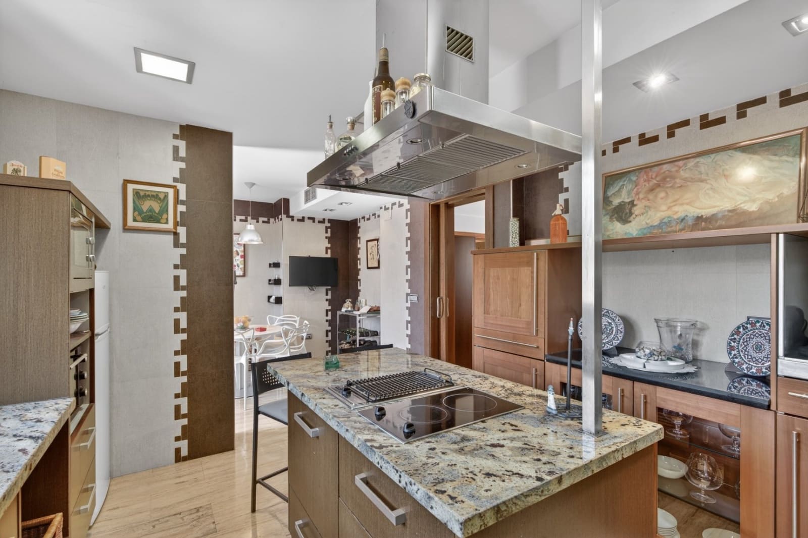 5 bedroom Villa for sale in Santa Pola - € 749,000 (Ref: 9826481)