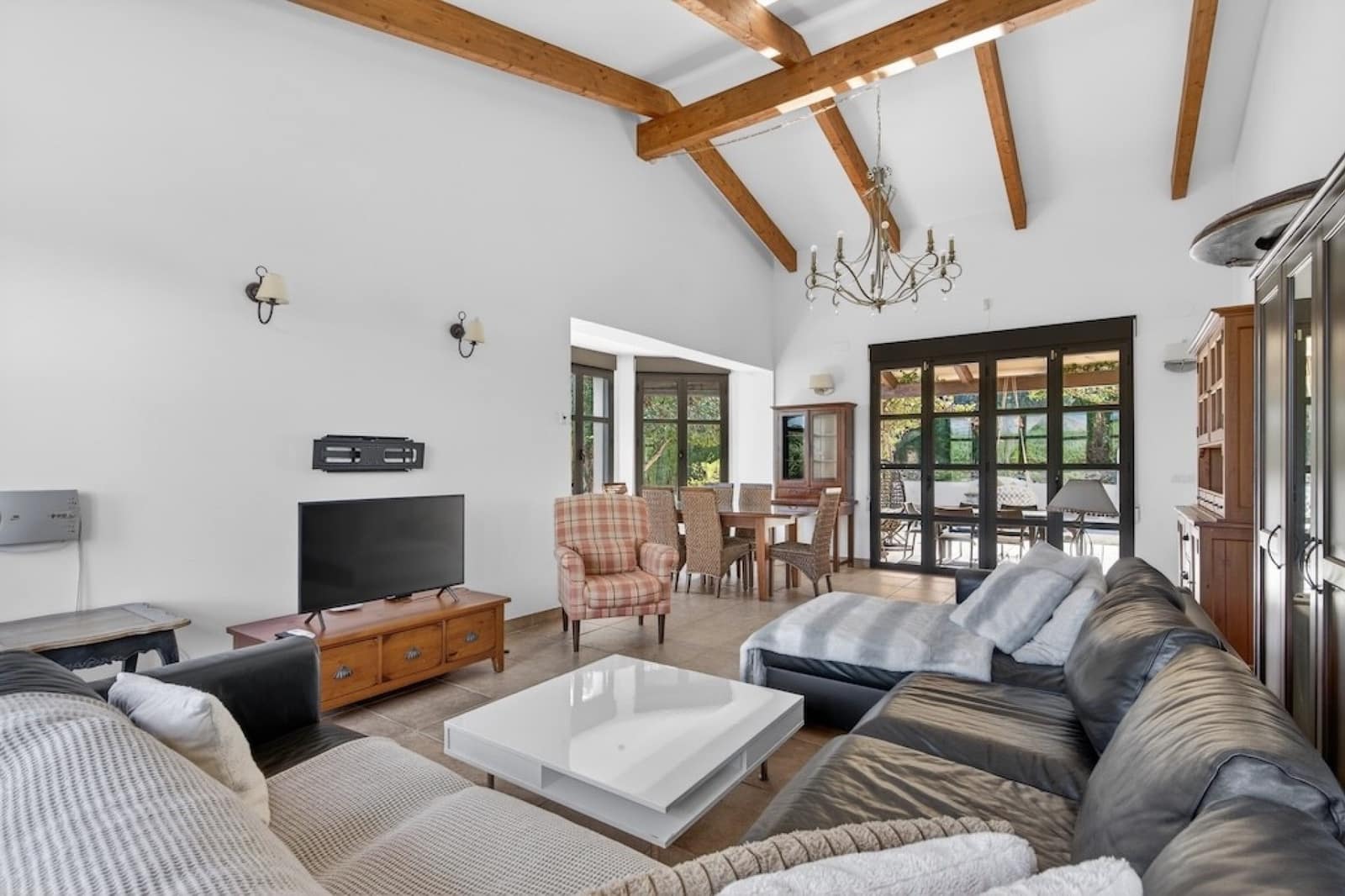 4 sypialnia Willa na sprzedaż w Javea / Xabia z basenem - 950 000 € (Ref: 9826483)