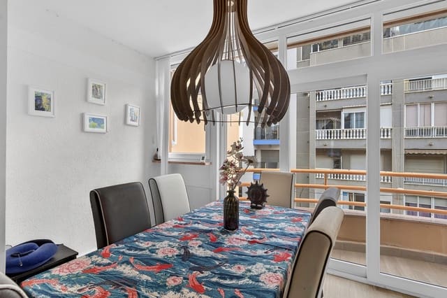 Apartamento de 4 habitaciones en Playa de los Locos, Torrevieja en venta - 249.000 € (Ref: 9826484)