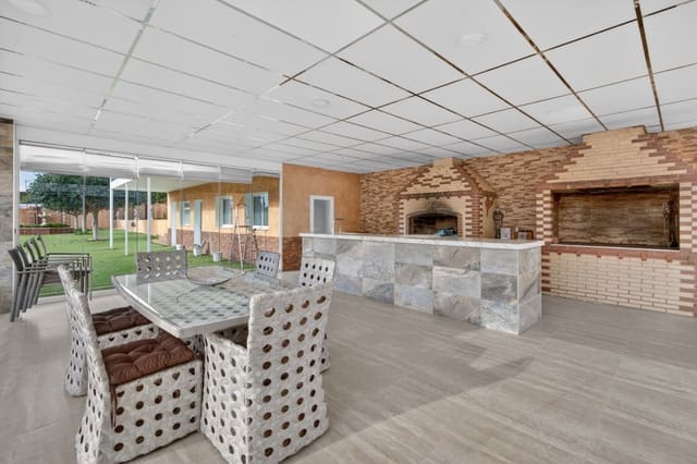 5 camera da letto Villa in vendita in Rebolledo, Alicante città con piscina - 815.000 € (Rif: 9826487)