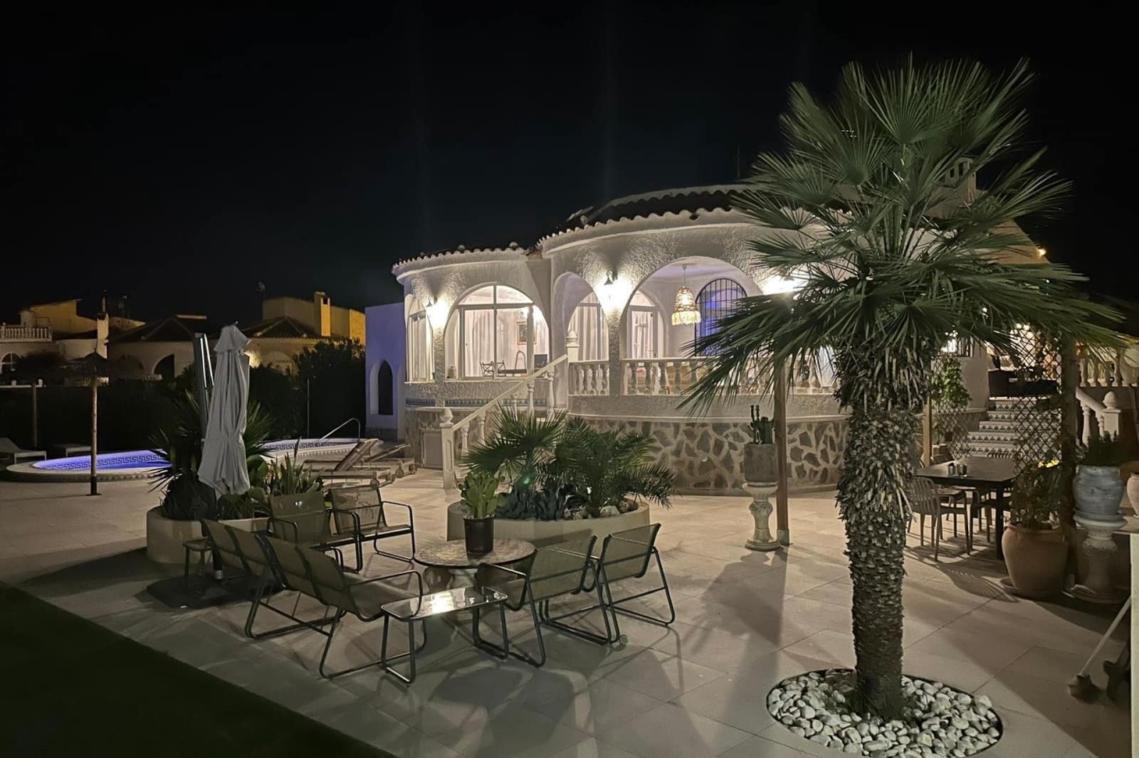 3 slaapkamer Villa te koop in Torrevieja met zwembad - € 645.000 (Ref: 9826488)