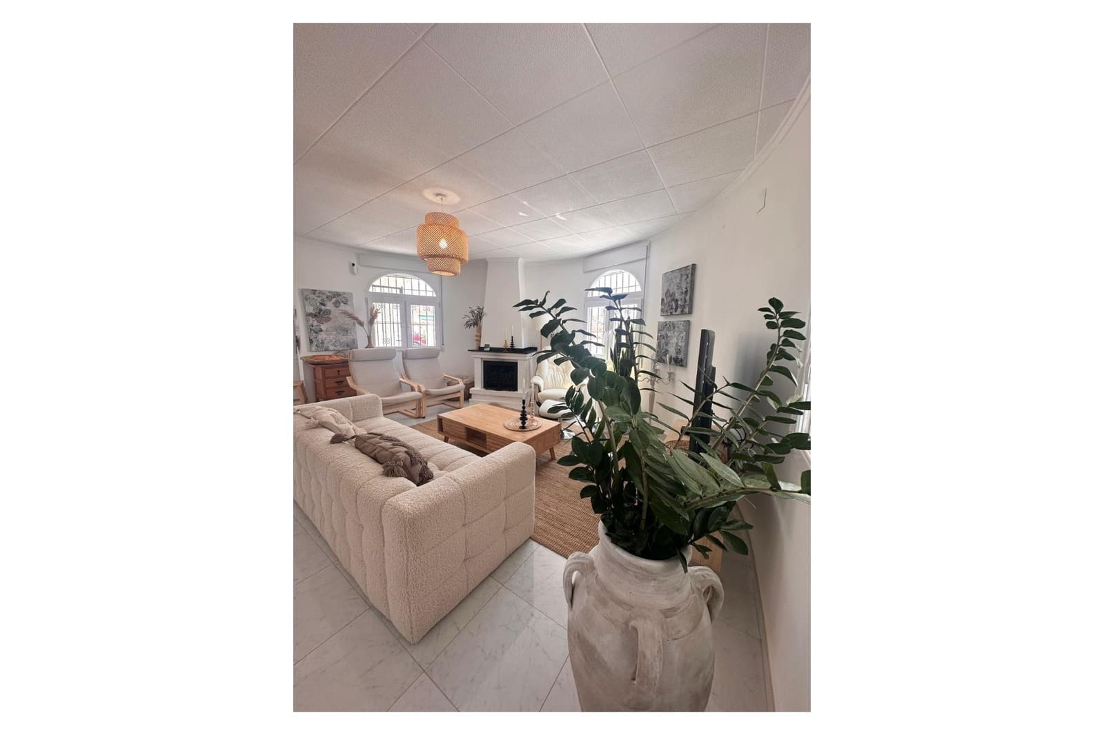 3 slaapkamer Villa te koop in Torrevieja met zwembad - € 645.000 (Ref: 9826488)