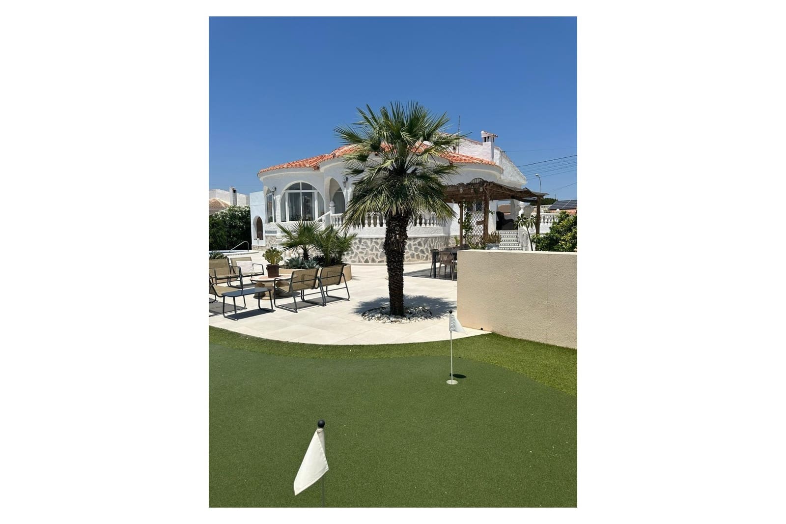 3 slaapkamer Villa te koop in Torrevieja met zwembad - € 645.000 (Ref: 9826488)