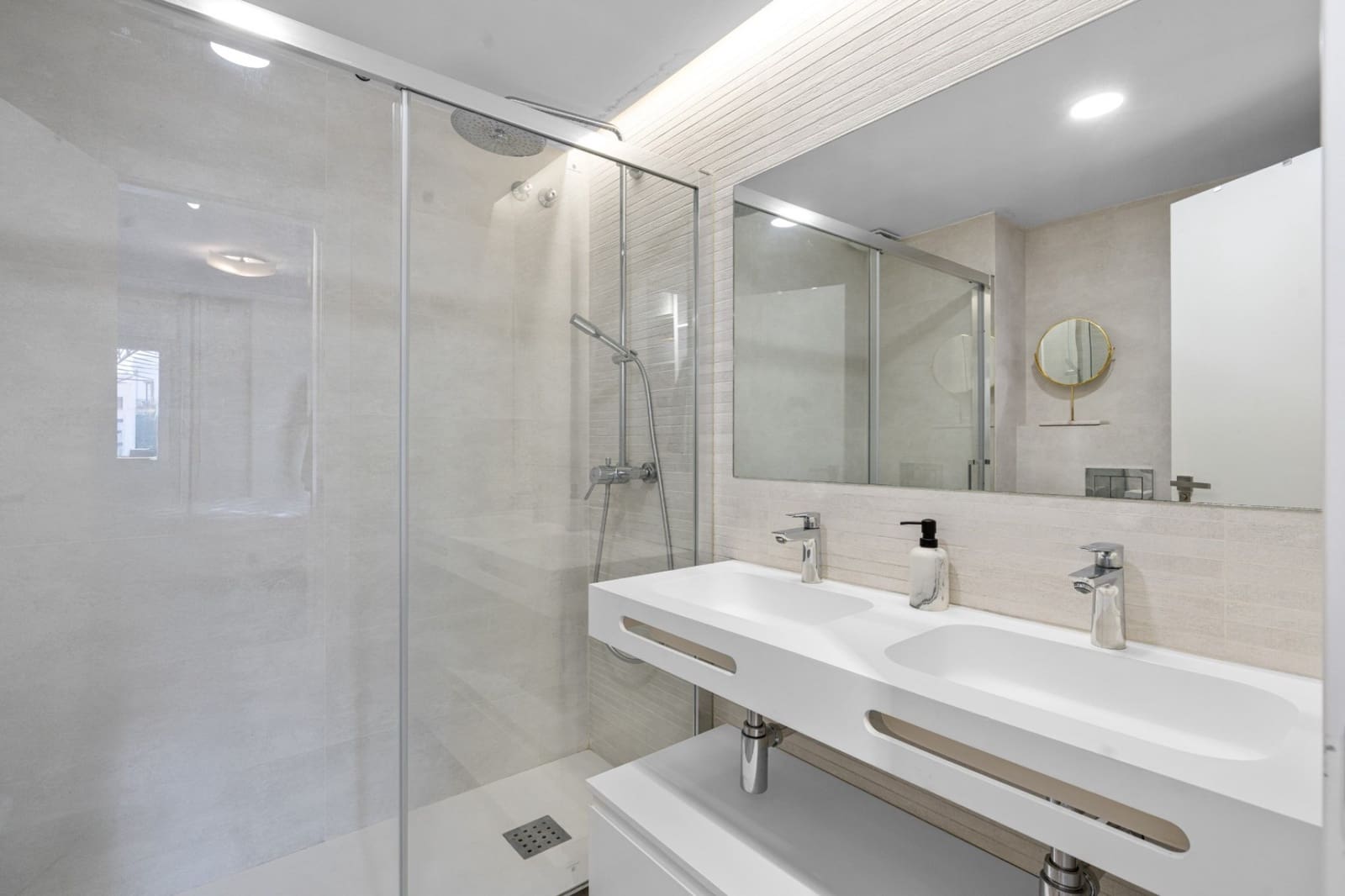 3 Zimmer Apartment zu verkaufen in Alicante / Alacant Stadt - 370.000 € (Ref: 9826490)