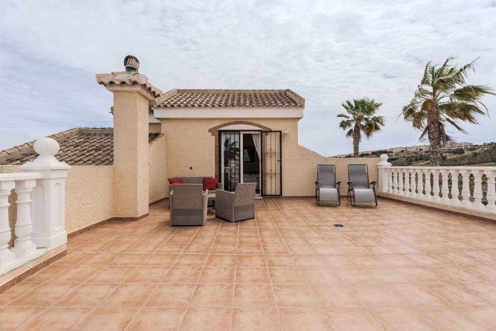 3 bedroom Villa for sale in Gran Alacant - € 525,000 (Ref: 9826493)