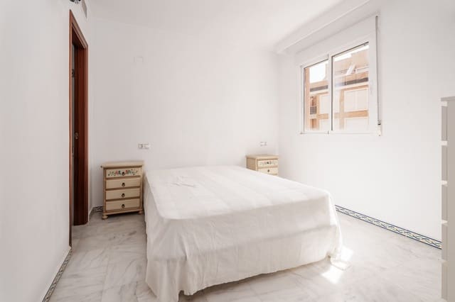 2 soveværelse Lejlighed til salg i Playa de los Locos, Torrevieja med swimmingpool - € 225.000 (Ref: 9826494)