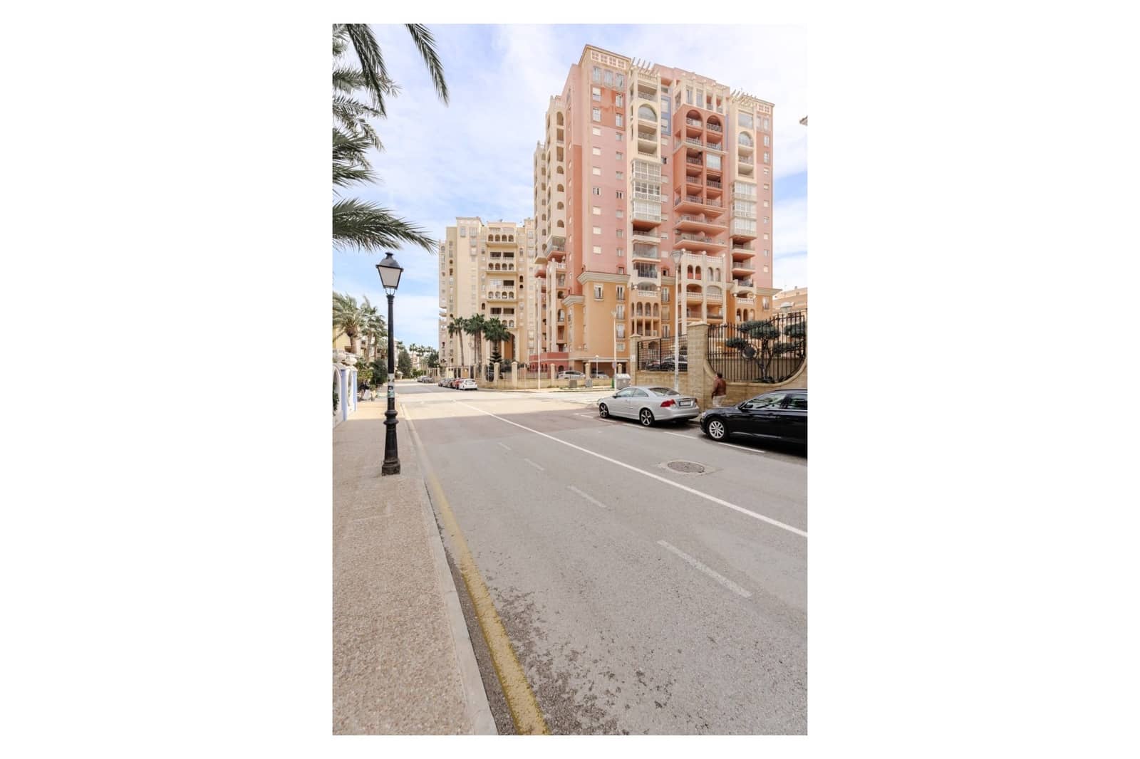 2 sypialnia Apartament na sprzedaż w Torrevieja z basenem - 225 000 € (Ref: 9826494)