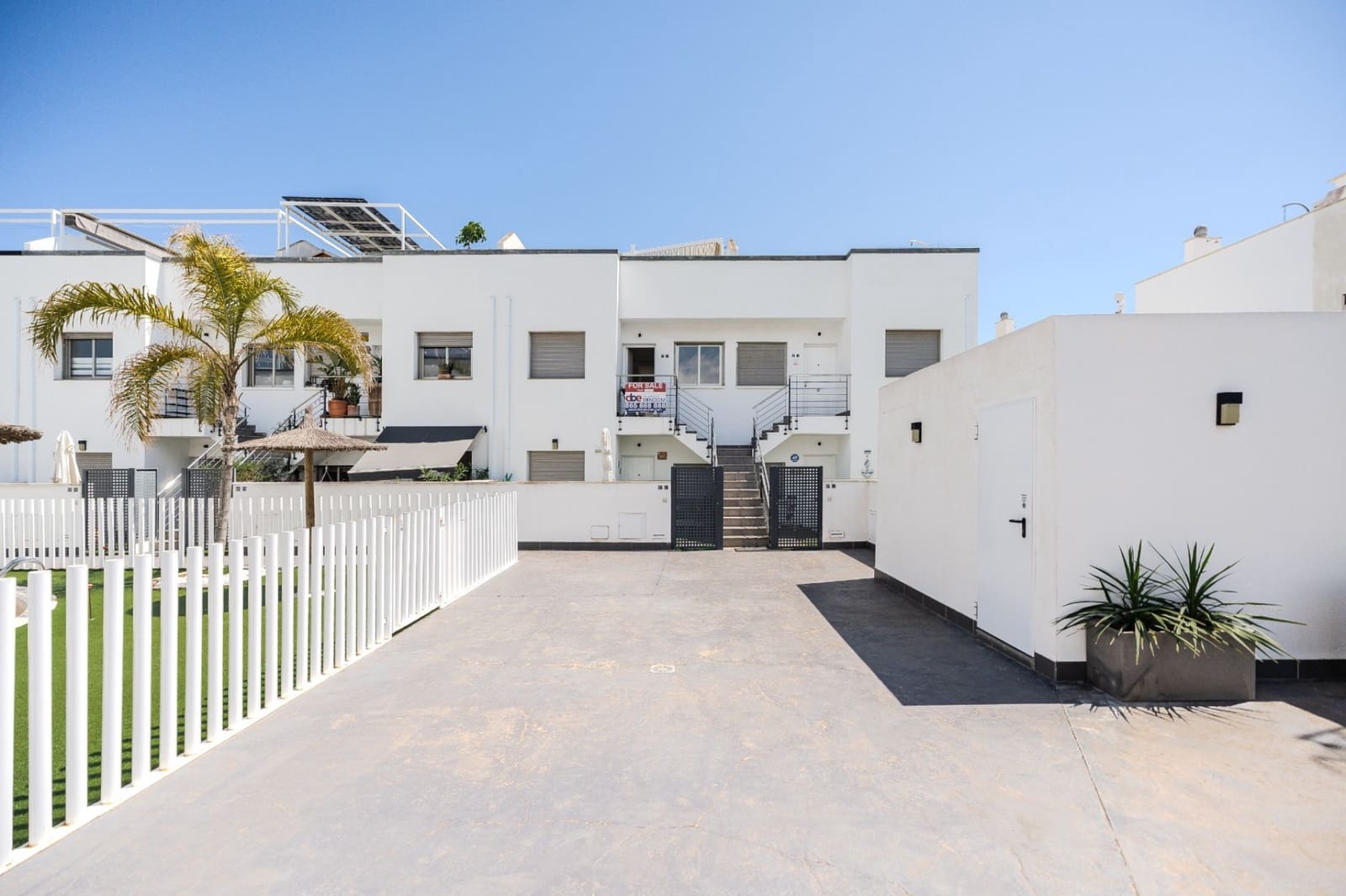 Ático de 2 habitaciones en Torre de la Horadada en venta - 229.000 € (Ref: 9826496)