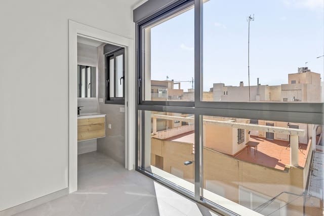 2 soverom Leilighet til salgs i Las Piscinas Naturales, Torrevieja med svømmebasseng - € 319 900 (Ref: 9826497)