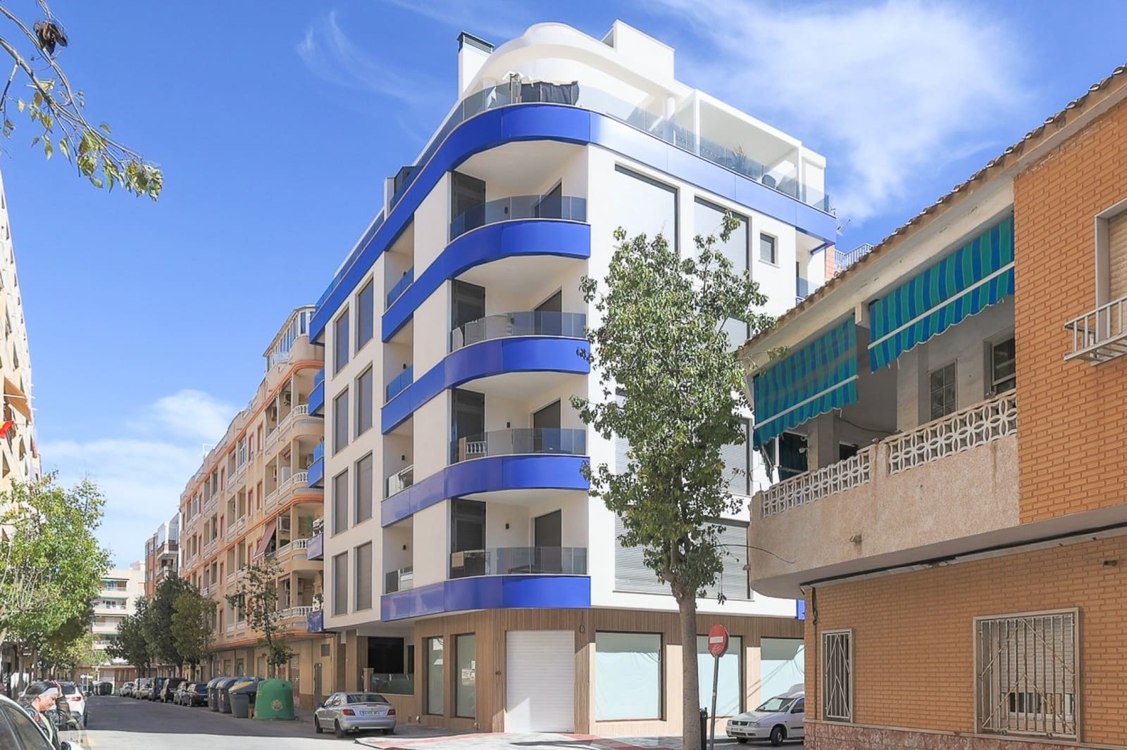 2 sypialnia Apartament na sprzedaż w Torrevieja z basenem - 319 900 € (Ref: 9826497)