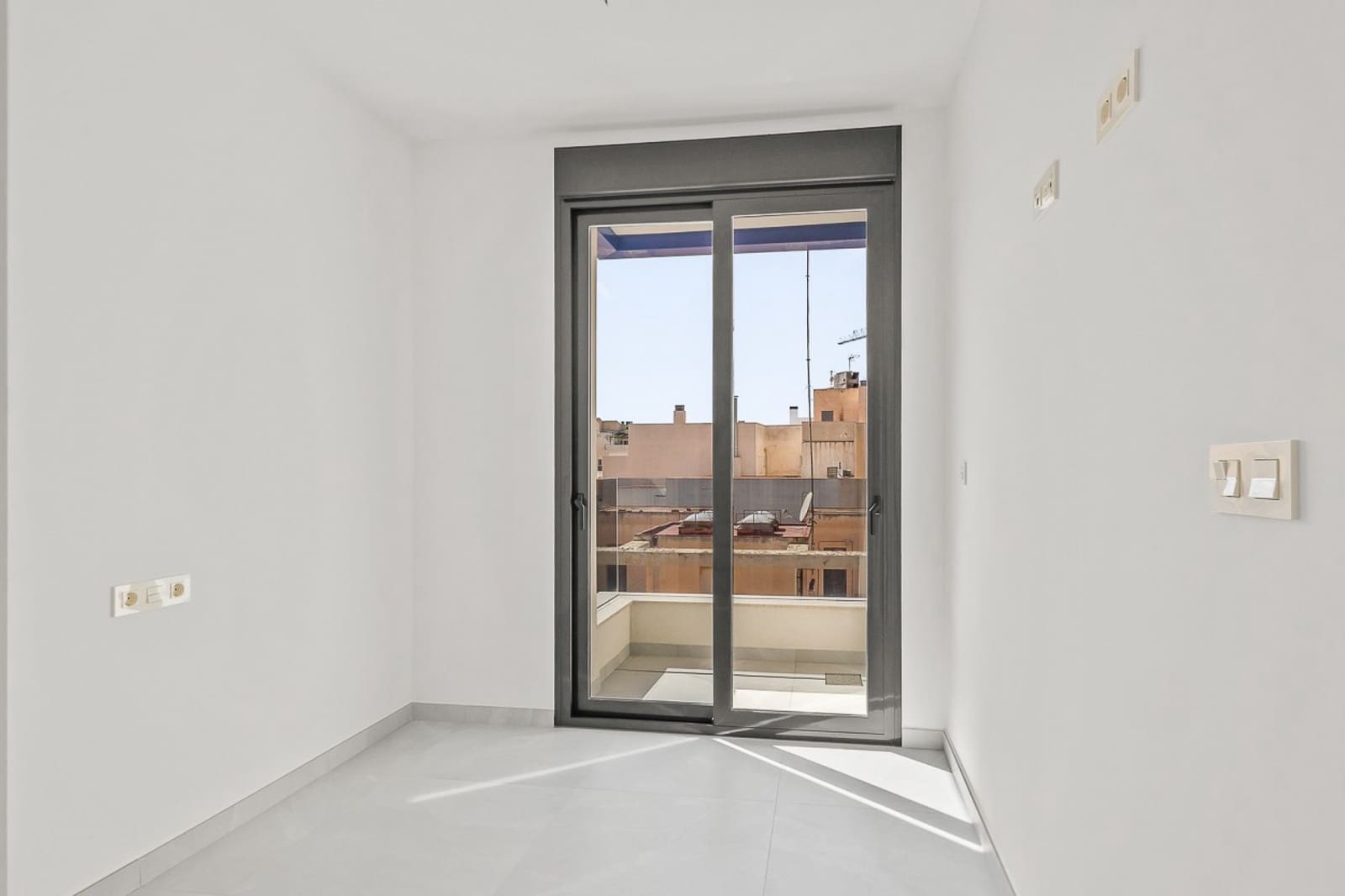 2 sypialnia Apartament na sprzedaż w Torrevieja z basenem - 319 900 € (Ref: 9826497)