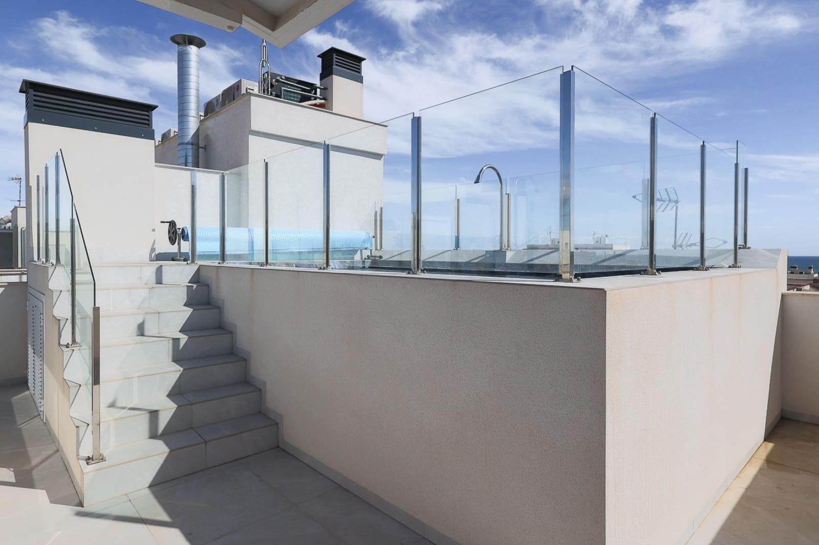 2 sypialnia Apartament na sprzedaż w Torrevieja z basenem - 319 900 € (Ref: 9826497)