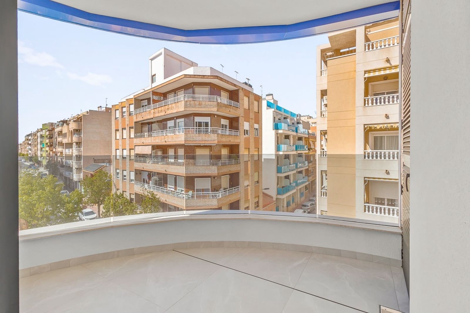 2 sypialnia Apartament na sprzedaż w Torrevieja z basenem - 319 900 € (Ref: 9826497)