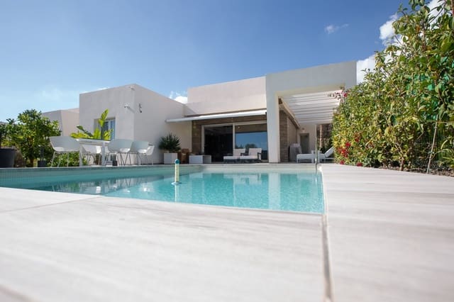 3 soveværelse Villa til salg i Algorfa med swimmingpool - € 610.000 (Ref: 9826499)
