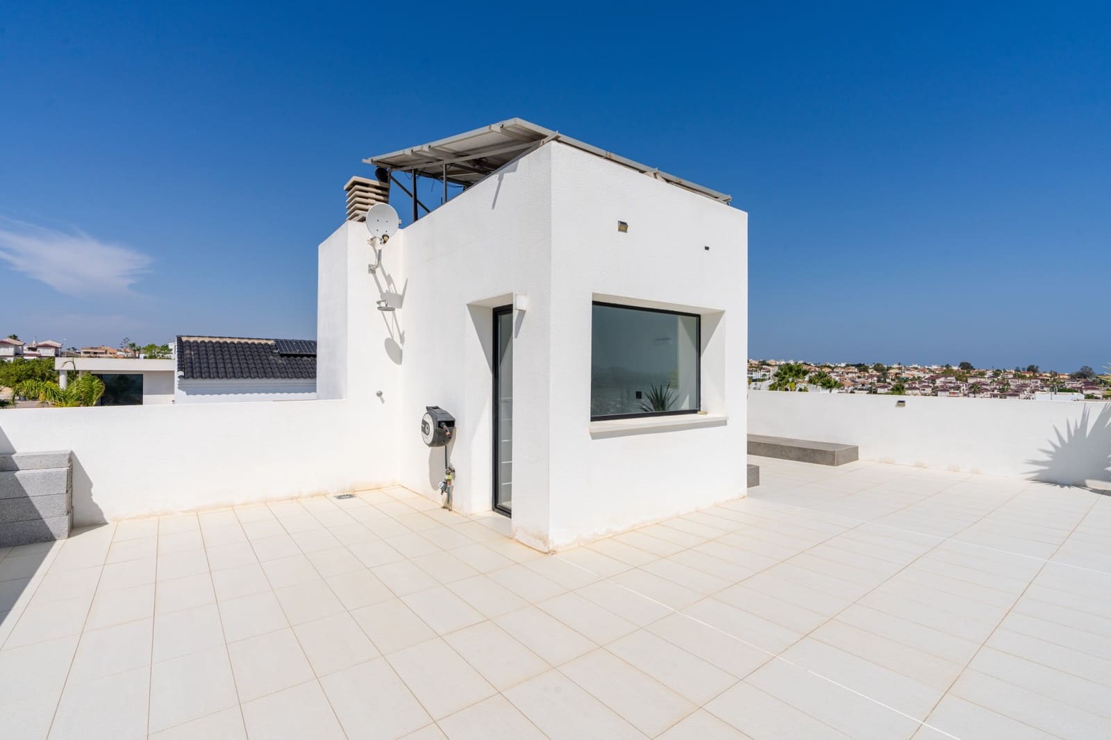 7 bedroom Villa for sale in San Fulgencio with pool garage - € 1,090,000 (Ref: 9826500)