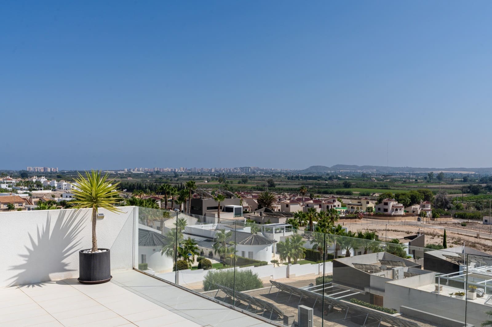 7 bedroom Villa for sale in San Fulgencio with pool garage - € 1,090,000 (Ref: 9826500)