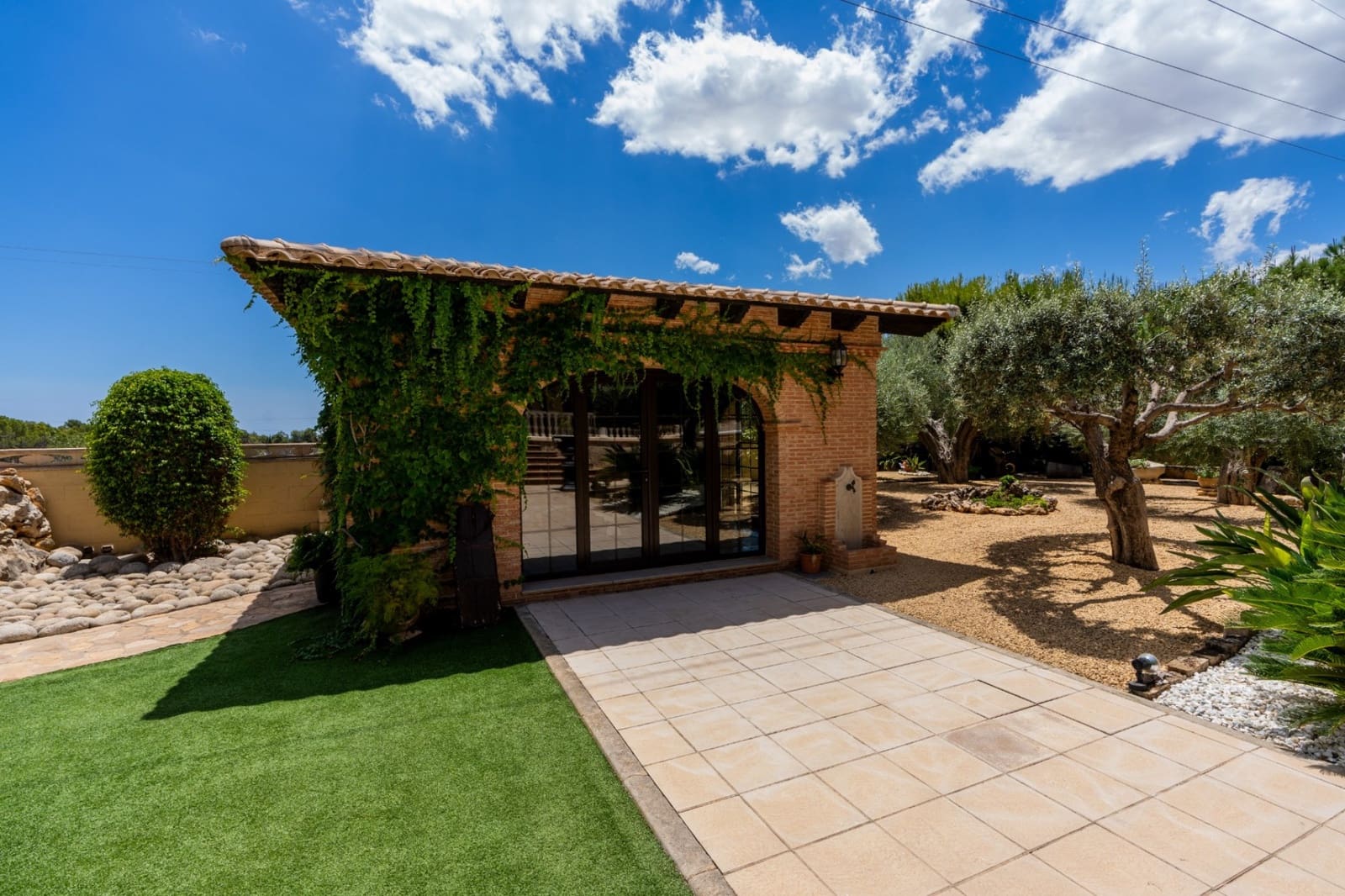 5 soveværelse Villa til salg i San Vicente / Sant Vicent del Raspeig med swimmingpool - € 850.000 (Ref: 9826501)
