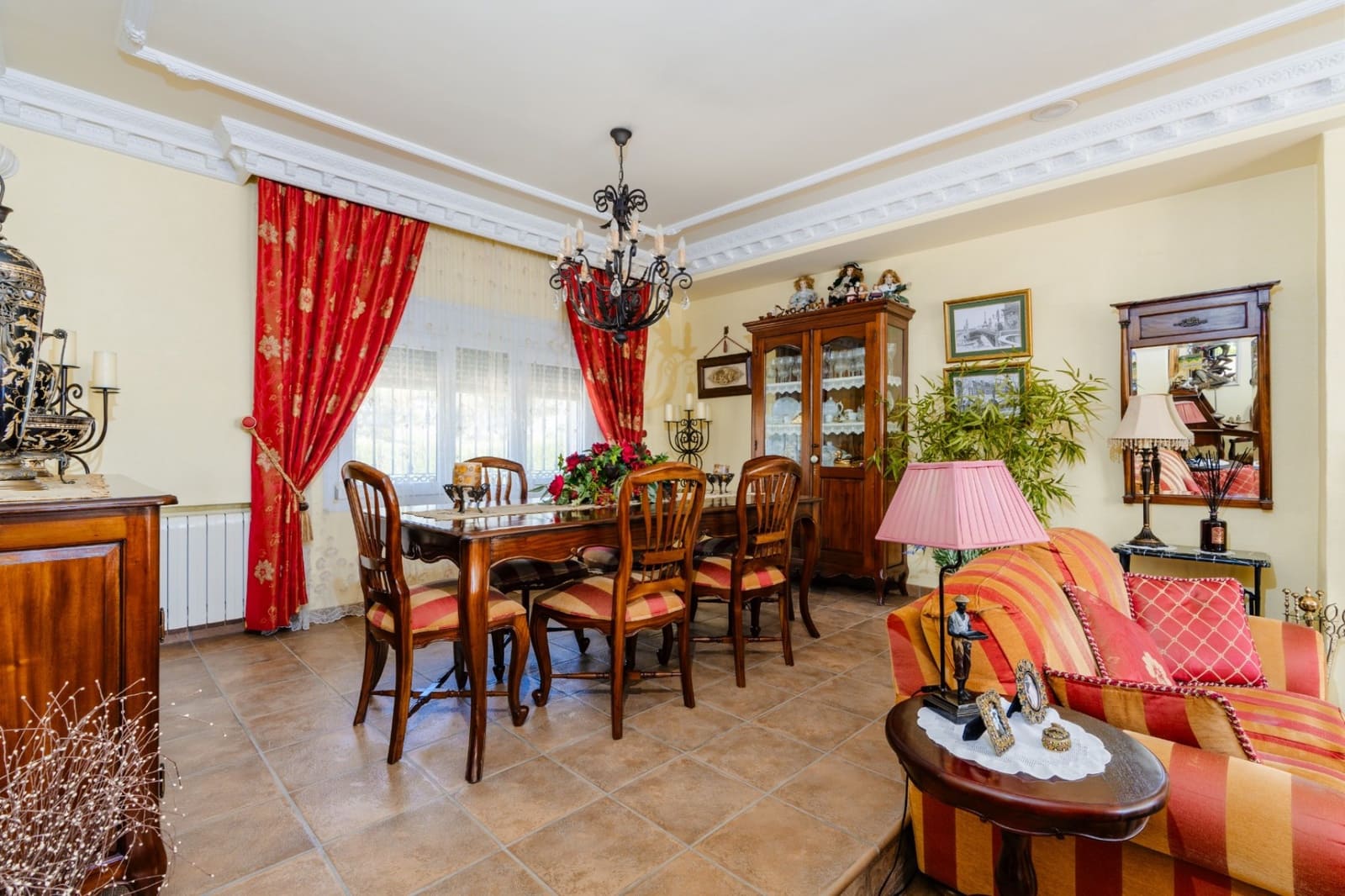 5 soveværelse Villa til salg i San Vicente / Sant Vicent del Raspeig med swimmingpool - € 850.000 (Ref: 9826501)