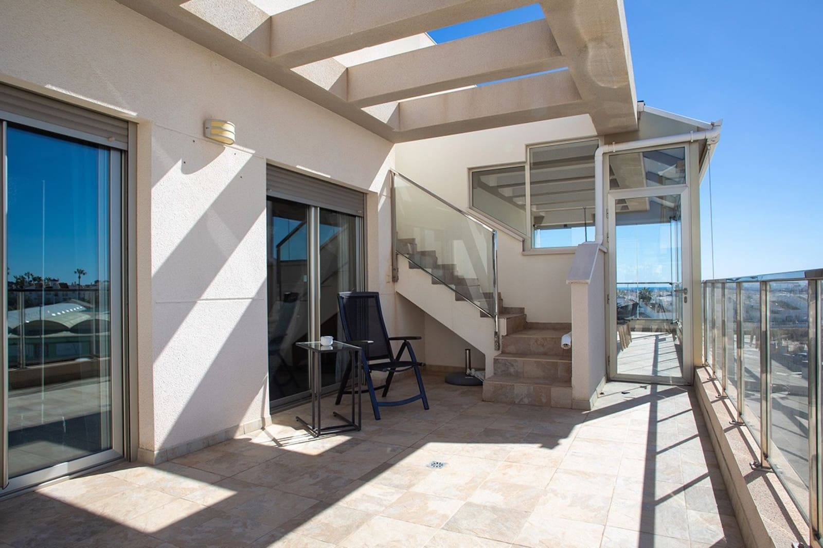 4 soveværelse Penthouse til salg i Villamartin med swimmingpool - € 549.000 (Ref: 9826502)