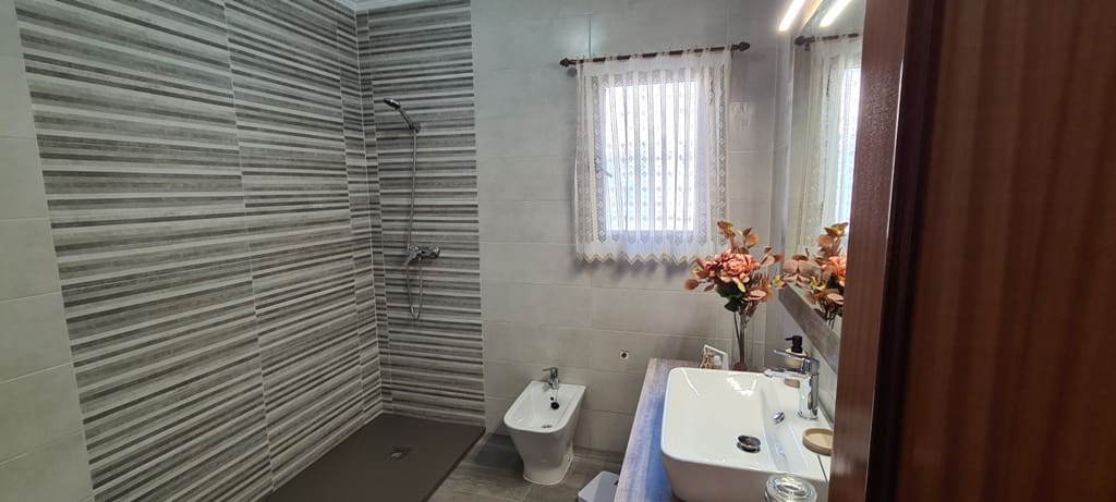3 sypialnia Willa na sprzedaż w Orihuela Costa - 1 150 000 € (Ref: 9826516)