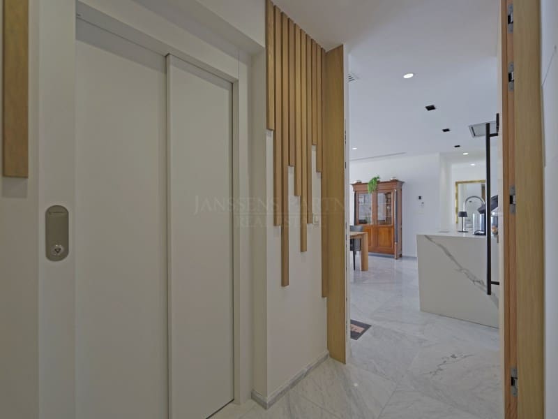 3 bedroom Apartment for sale in Altea - € 1,495,000 (Ref: 9826520)