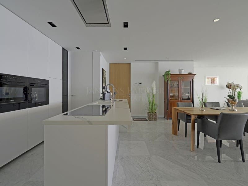3 bedroom Apartment for sale in Altea - € 1,495,000 (Ref: 9826520)