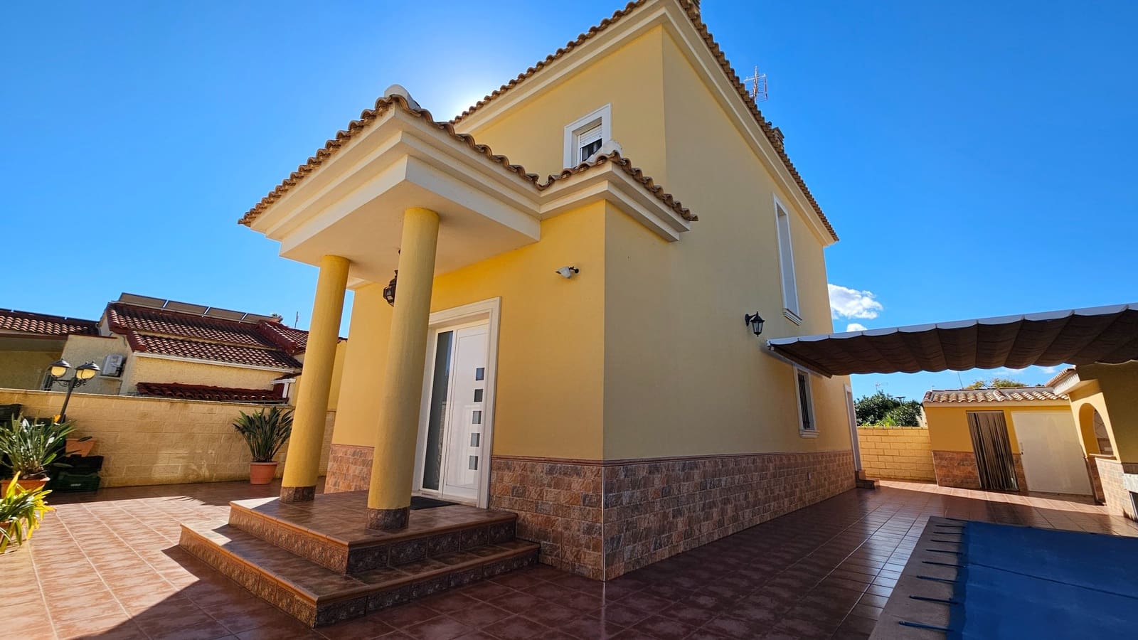 3 slaapkamer Villa te koop in La Marina met zwembad - € 399.000 (Ref: 9826530)