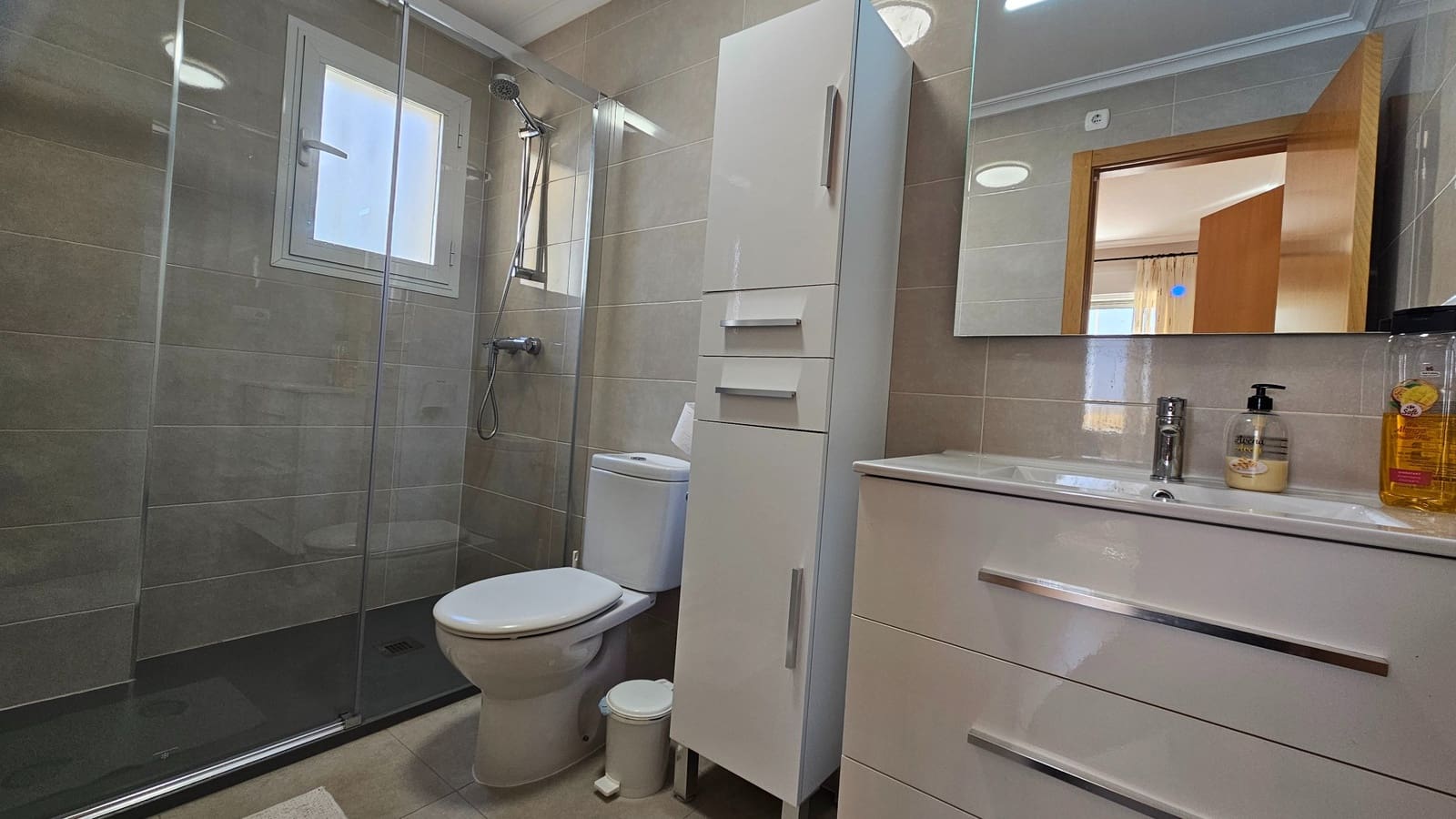 2 soveværelse Lejlighed til salg i Torrevieja med swimmingpool - € 219.500 (Ref: 9826531)