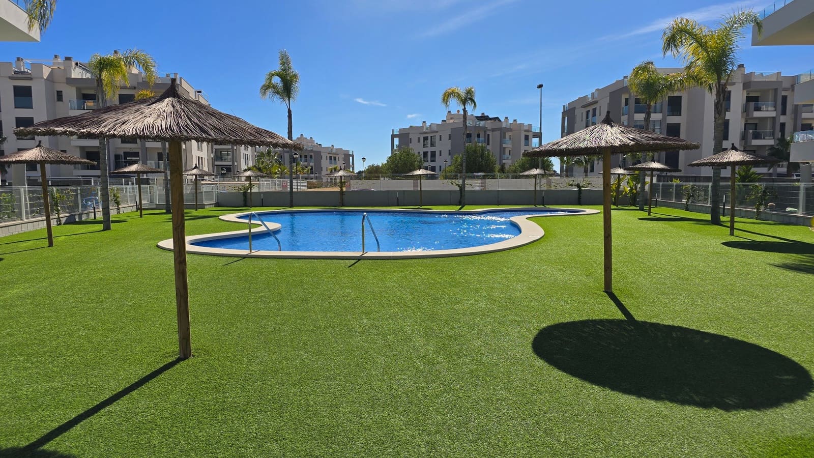 2 Zimmer Apartment zu verkaufen in Orihuela Costa mit Pool - 289.000 € (Ref: 9826540)