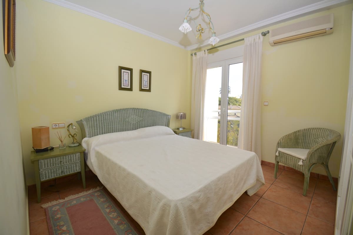 3 chambre Penthouse à vendre à Denia avec piscine - 360 000 € (Ref: 9826542)