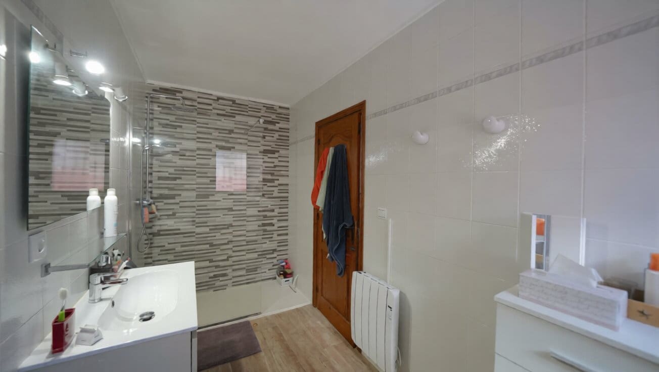 3 bedroom Villa for sale in Denia with pool - € 495,000 (Ref: 9826544)