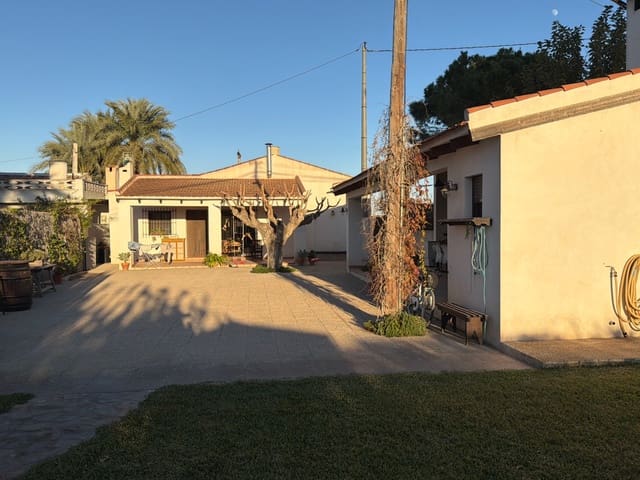 Chalet de 3 habitaciones en Dolores en venta - 397.000 € (Ref: 9826555)