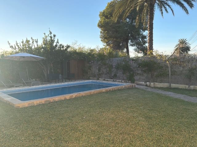 Chalet de 3 habitaciones en Dolores en venta - 397.000 € (Ref: 9826555)
