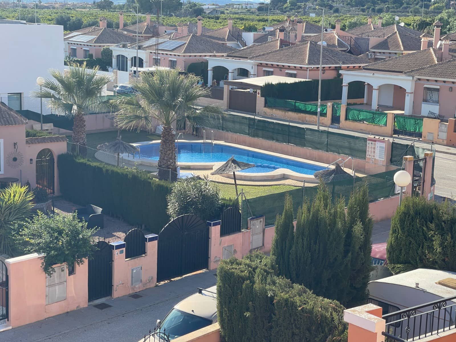 Pareado de 3 habitaciones en Los Montesinos en venta - 273.000 € (Ref: 9826561)