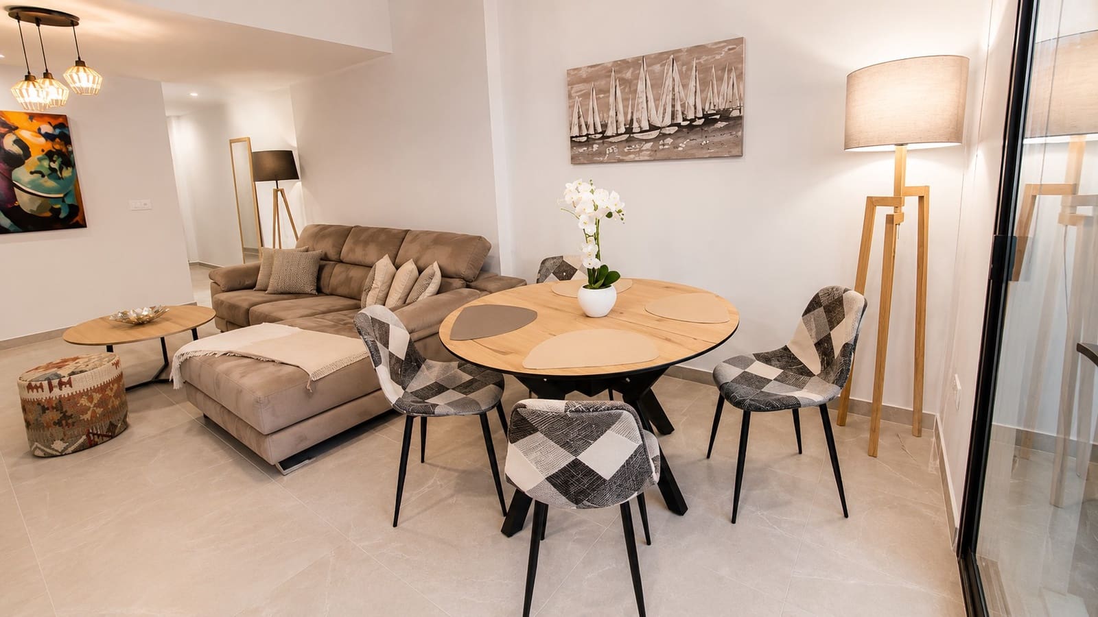 2 bedroom Apartment for holiday rental in Torrevieja with pool garage - € 595 (Ref: 9847861)