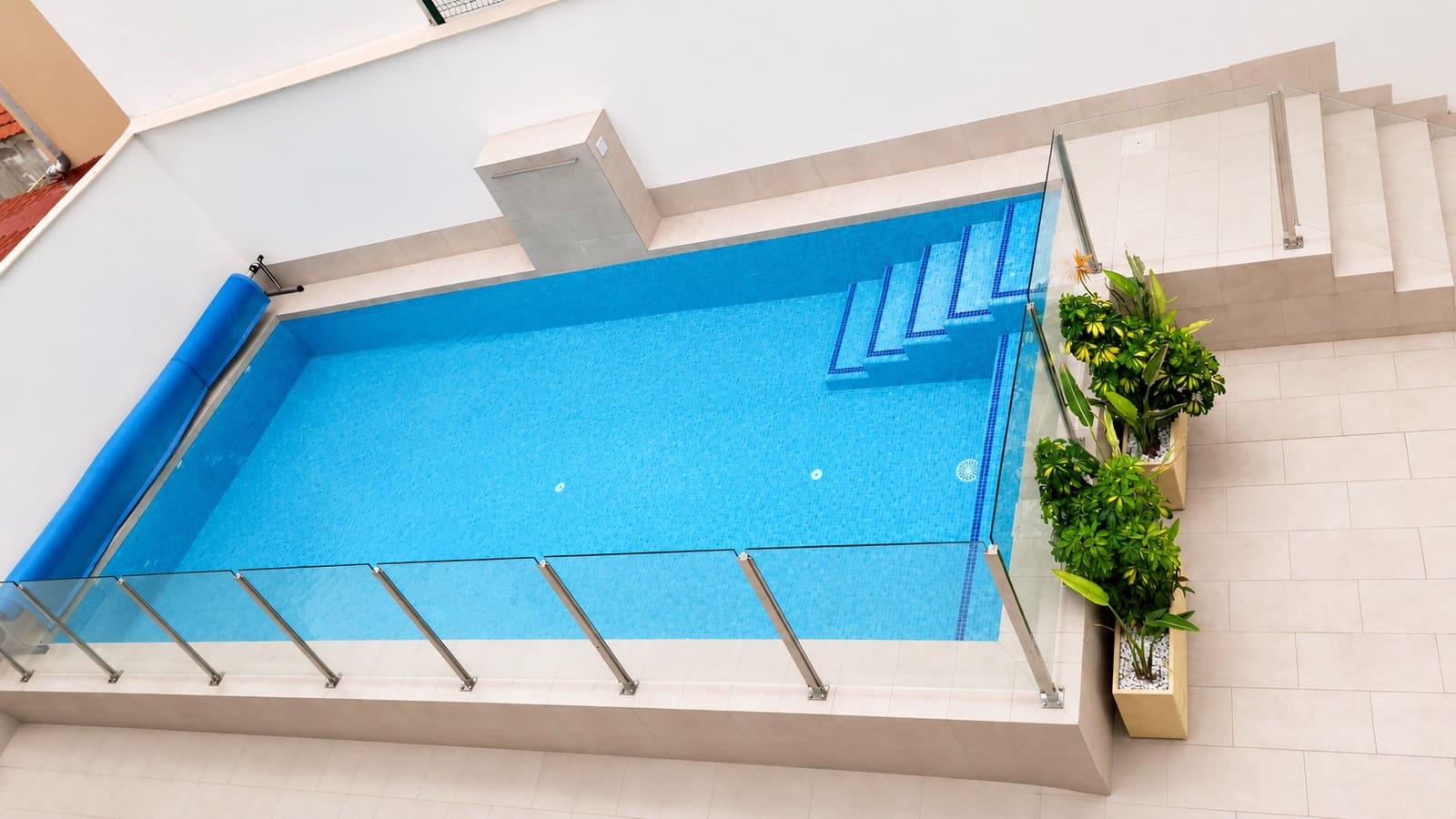 2 bedroom Apartment for holiday rental in Torrevieja with pool garage - € 595 (Ref: 9847861)