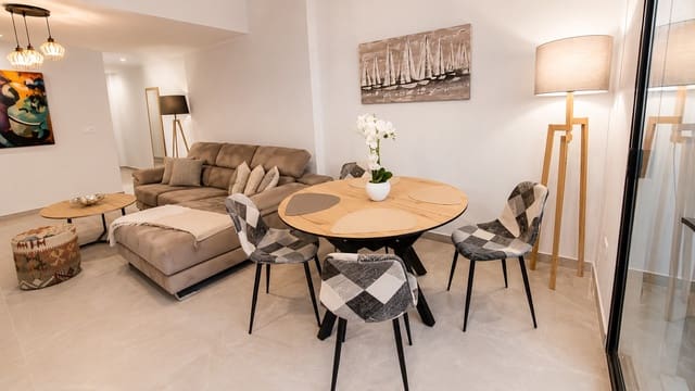 2 quarto Apartamento para arrendamento para férias em Centro, Torrevieja com piscina Garagem - 595 € (Ref: 9847861)
