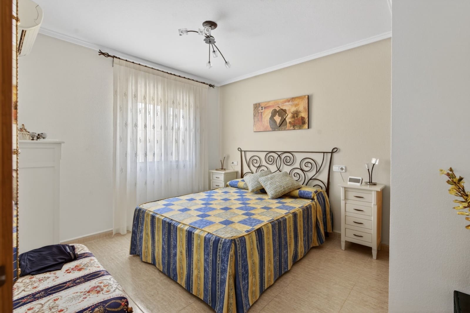 4 Zimmer Villa zu verkaufen in Gran Alacant mit Pool - 695.000 € (Ref: 9851195)