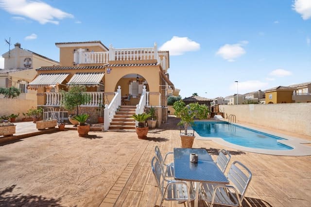Chalet de 4 habitaciones en Monte y Mar, Santa Pola en venta con piscina - 695.000 € (Ref: 9851195)