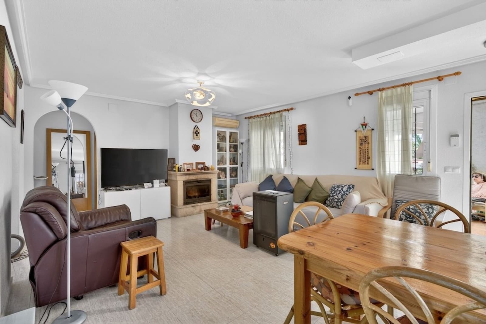 Chalet de 6 habitaciones en Gran Alacant en venta con piscina - 499.000 € (Ref: 9851198)