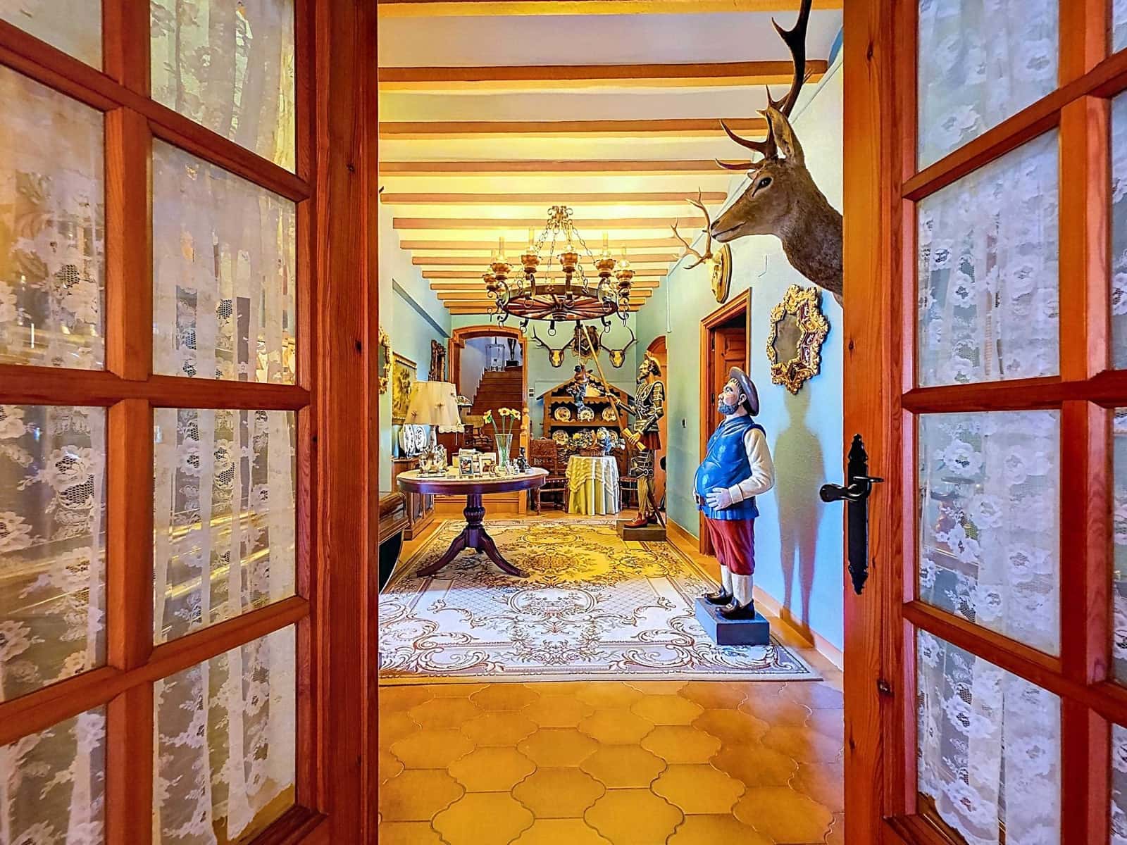 6 bedroom Villa for sale in Elda - € 1,099,000 (Ref: 9851200)