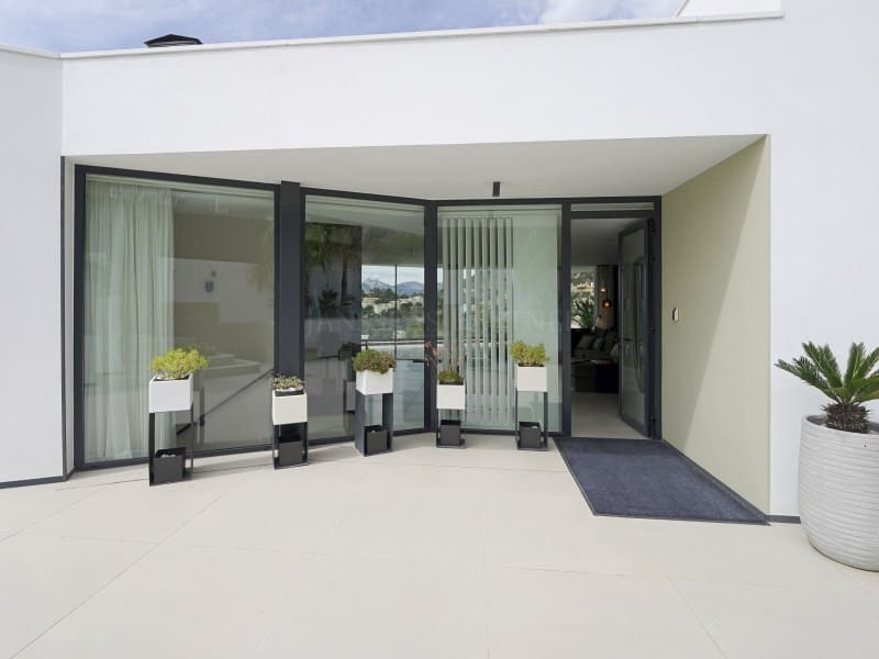 Chalet de 4 habitaciones en Altea en venta con piscina - 3.150.000 € (Ref: 9851214)